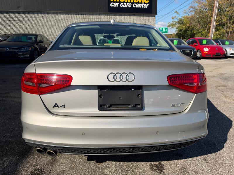 Audi A4 2.0T Sedan quattro Tiptronic 2014