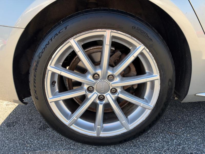 Audi A4 2.0T Sedan quattro Tiptronic 2014