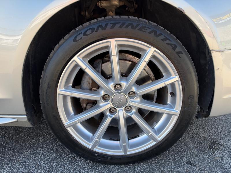 Audi A4 2.0T Sedan quattro Tiptronic 2014
