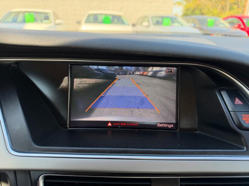 Audi A4 2.0T Sedan quattro Tiptronic 2014
