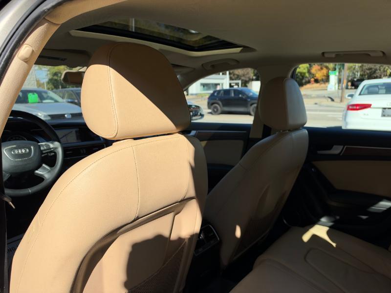 Audi A4 2.0T Sedan quattro Tiptronic 2014