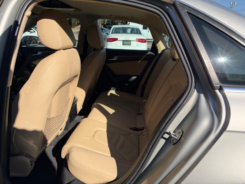 Audi A4 2.0T Sedan quattro Tiptronic 2014
