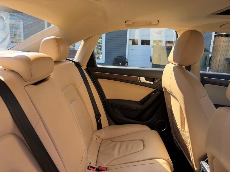 Audi A4 2.0T Sedan quattro Tiptronic 2014