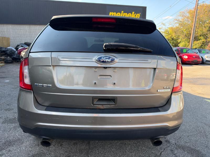 Ford Edge SEL FWD 2013