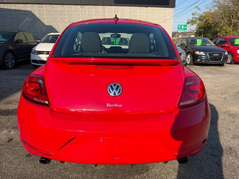Volkswagen Beetle R-Line PZEV 6A 2015