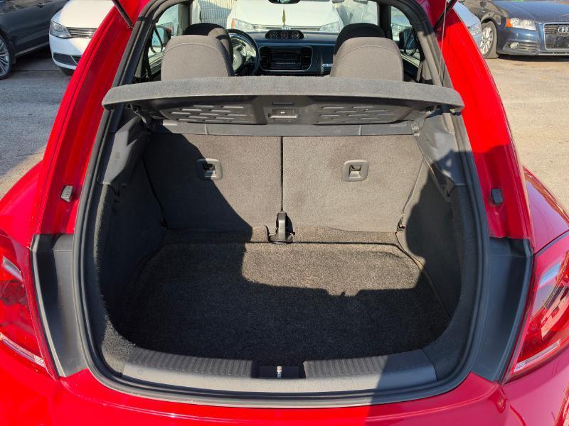 Volkswagen Beetle R-Line PZEV 6A 2015