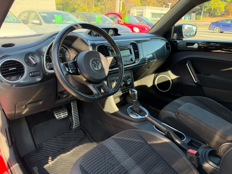 Volkswagen Beetle R-Line PZEV 6A 2015