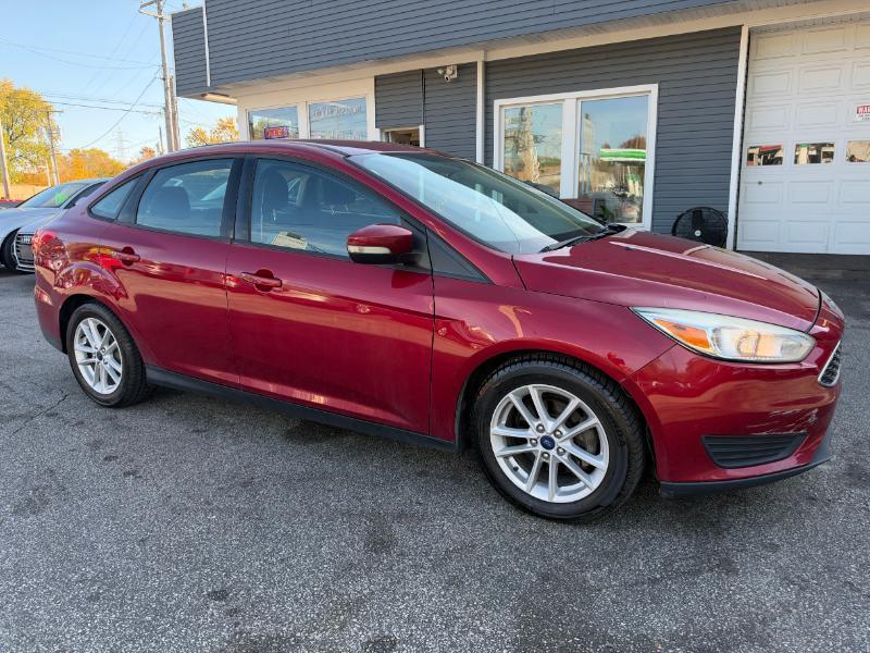Ford Focus SE Sedan 2017