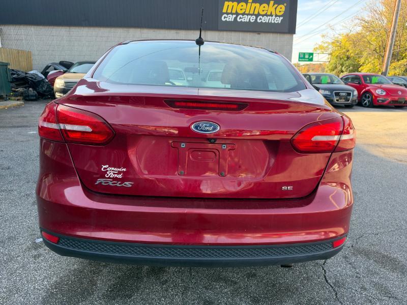 Ford Focus SE Sedan 2017
