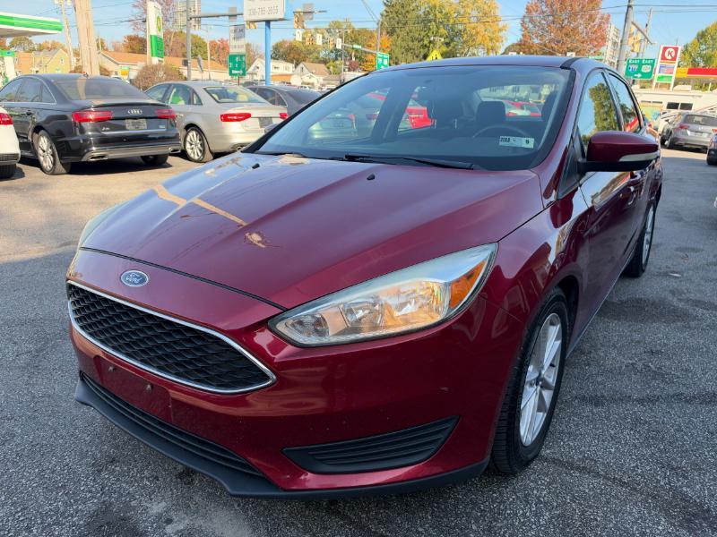 Ford Focus SE Sedan 2017