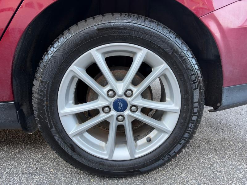 Ford Focus SE Sedan 2017