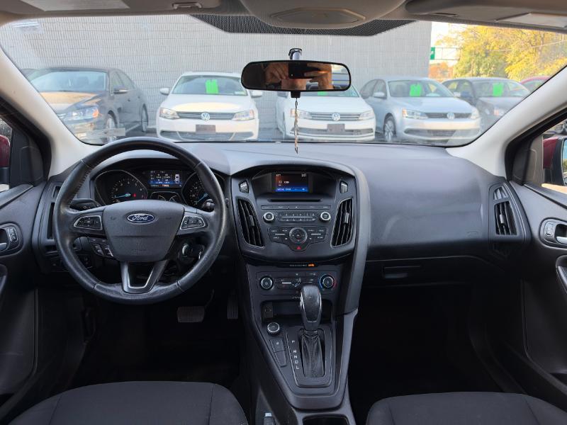 Ford Focus SE Sedan 2017