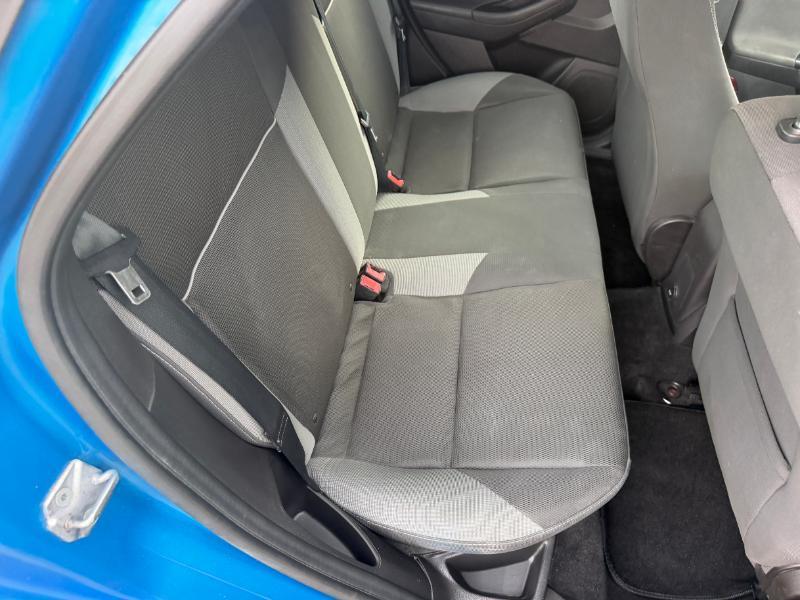 Ford Focus SE Sedan 2012