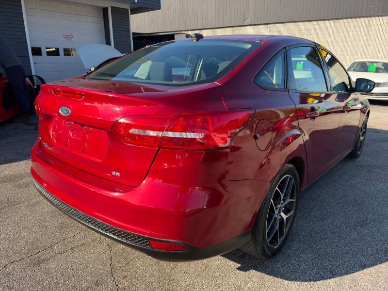 Ford Focus SE Sedan 2017