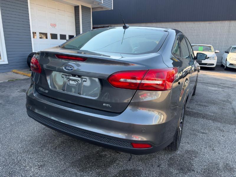 Ford Focus SEL Sedan 2018