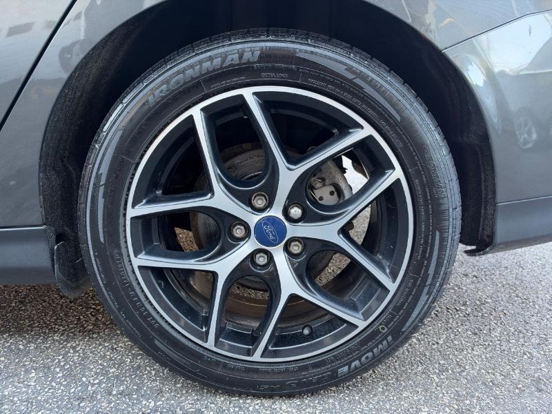 Ford Focus SEL Sedan 2018