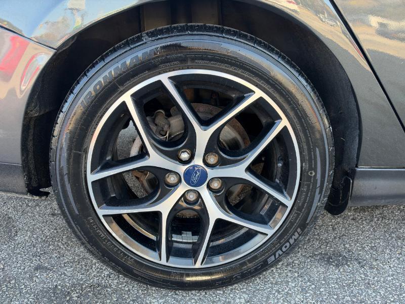 Ford Focus SEL Sedan 2018
