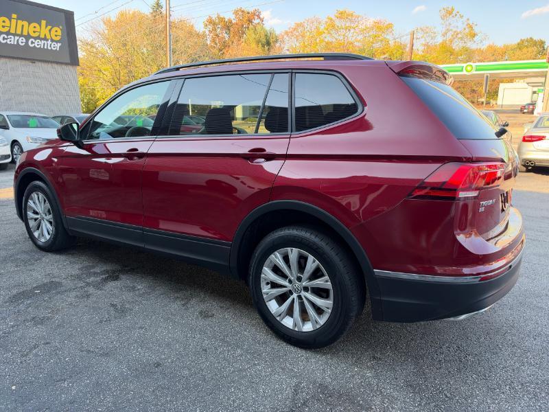 Volkswagen Tiguan S 2018