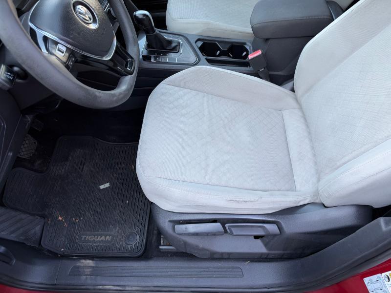 Volkswagen Tiguan S 2018