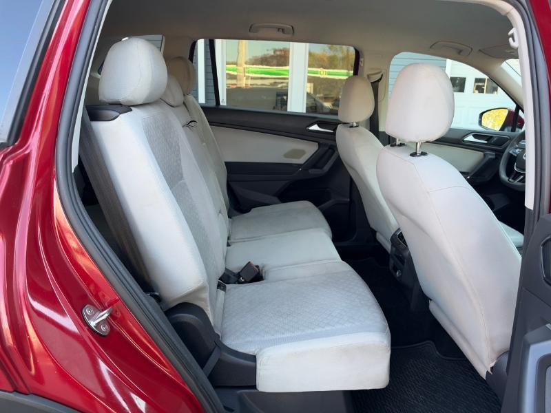 Volkswagen Tiguan S 2018