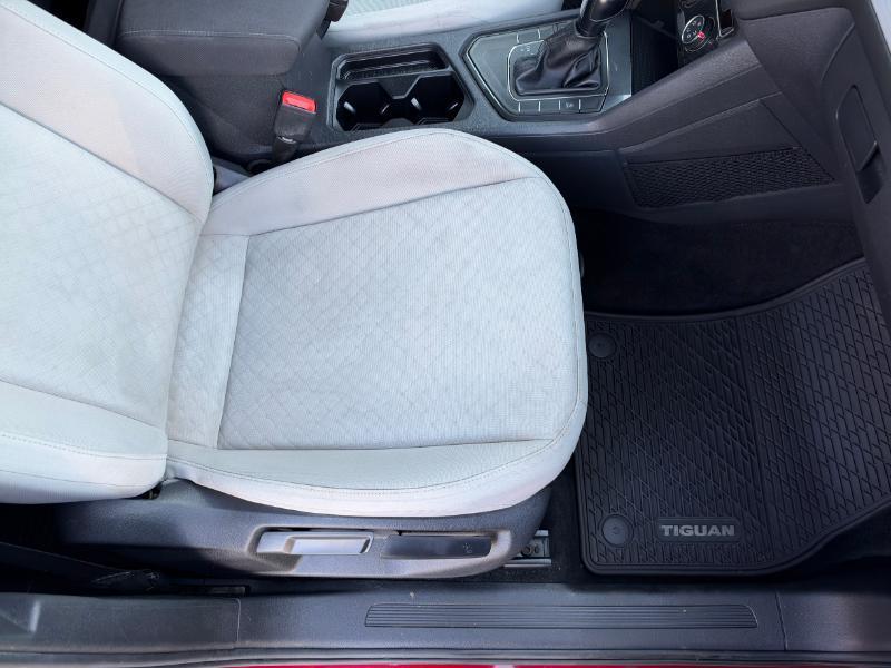 Volkswagen Tiguan S 2018