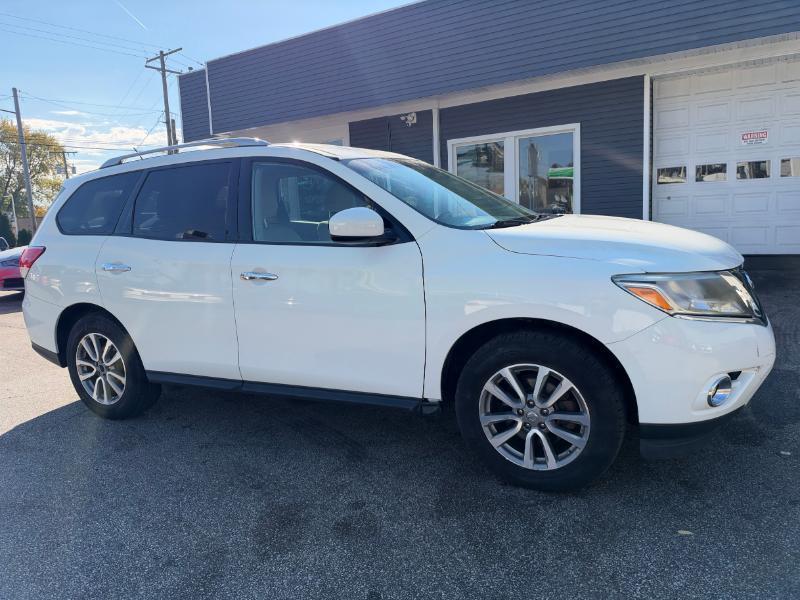 Nissan Pathfinder S 2WD 2016