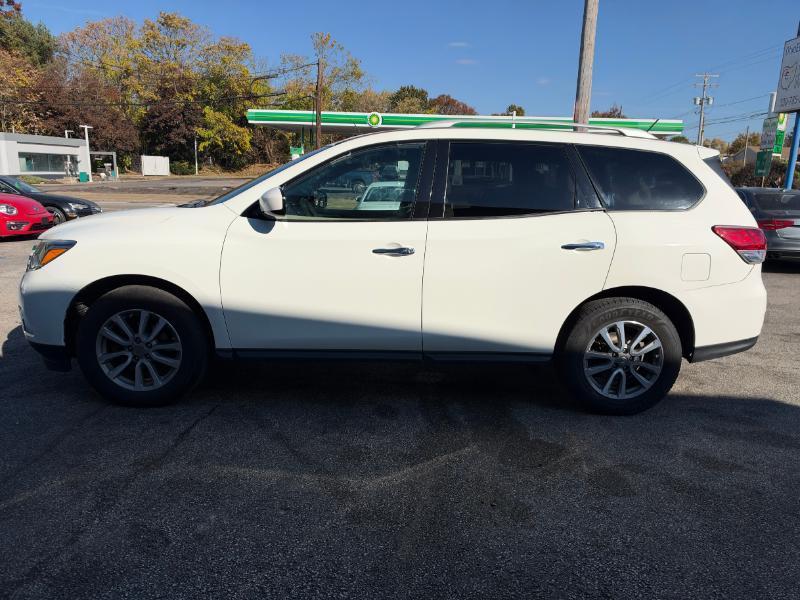 Nissan Pathfinder S 2WD 2016