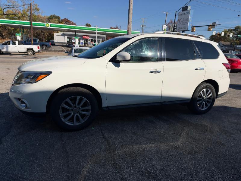 Nissan Pathfinder S 2WD 2016
