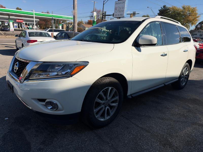 Nissan Pathfinder S 2WD 2016