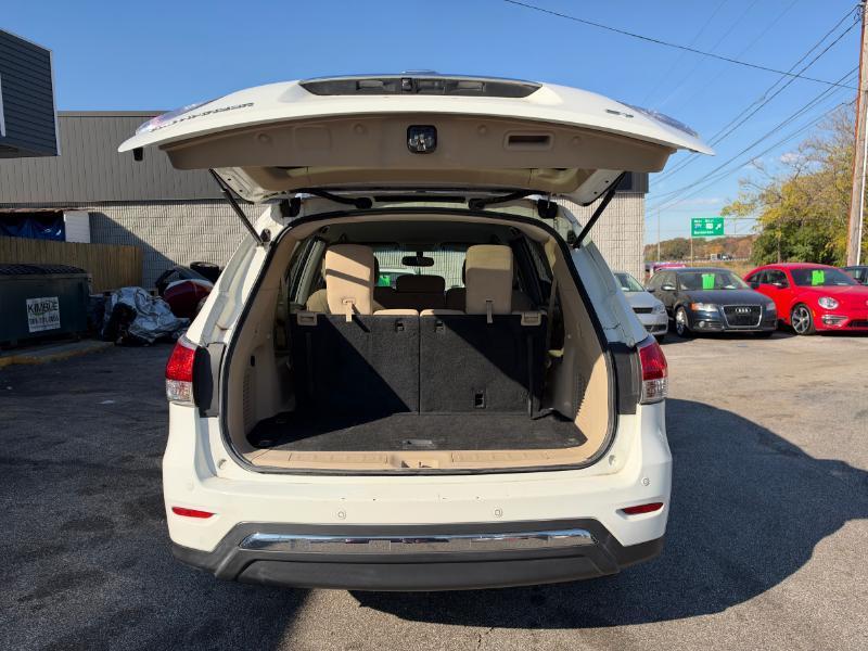 Nissan Pathfinder S 2WD 2016