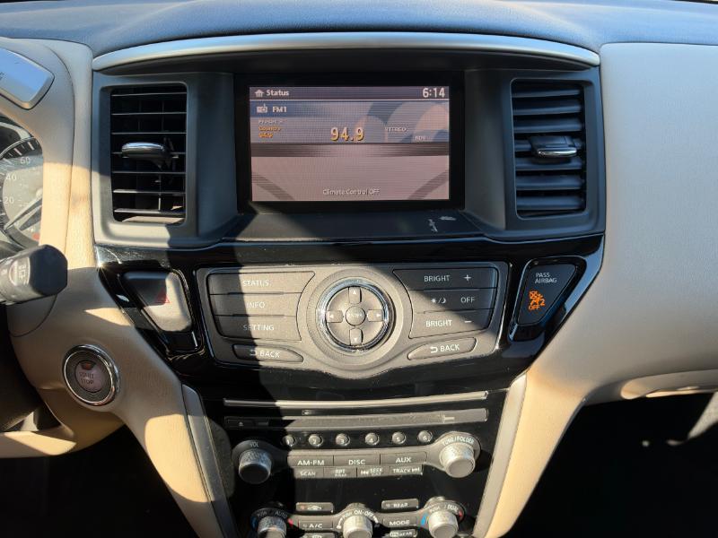 Nissan Pathfinder S 2WD 2016