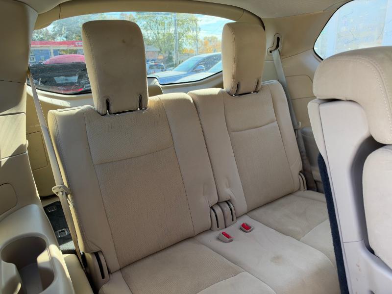 Nissan Pathfinder S 2WD 2016