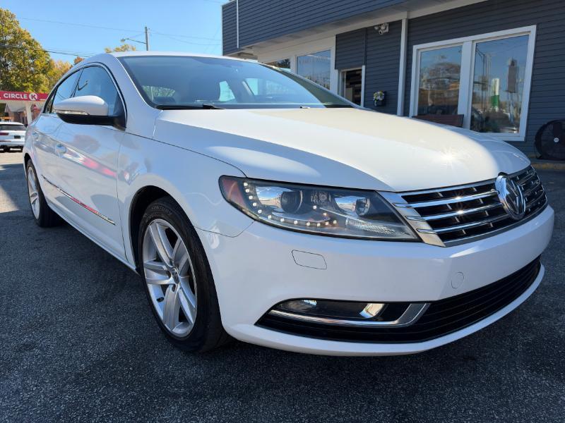 Volkswagen CC Sport w/Lighting Package 2013