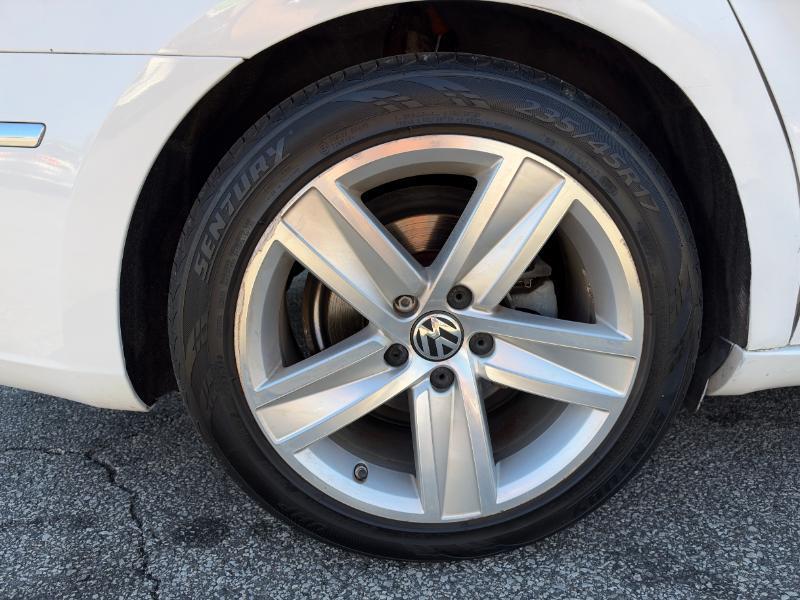 Volkswagen CC Sport w/Lighting Package 2013