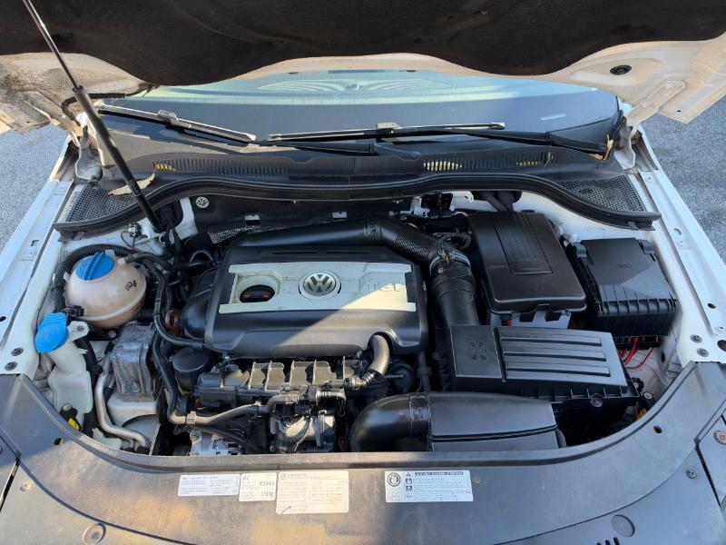 Volkswagen CC Sport w/Lighting Package 2013