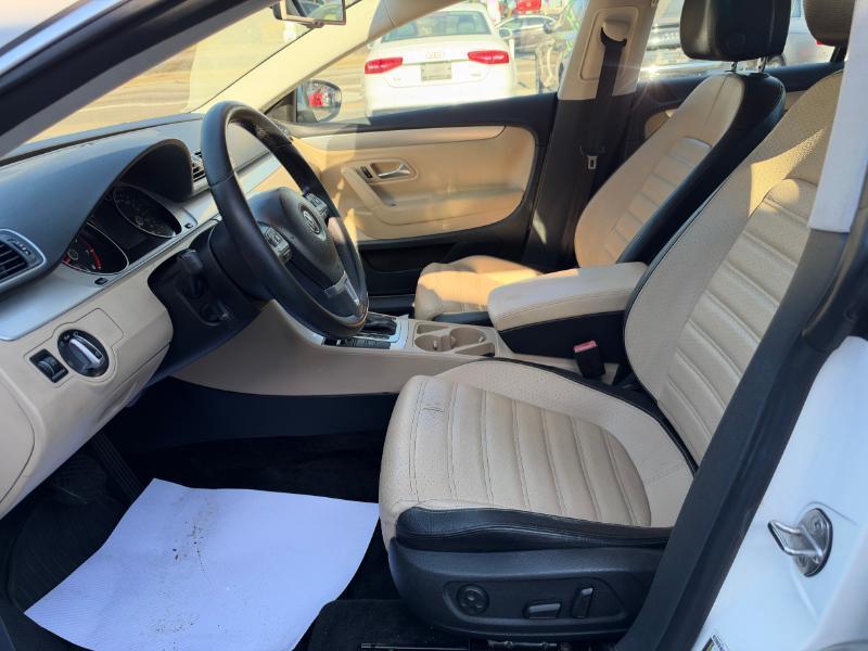 Volkswagen CC Sport w/Lighting Package 2013