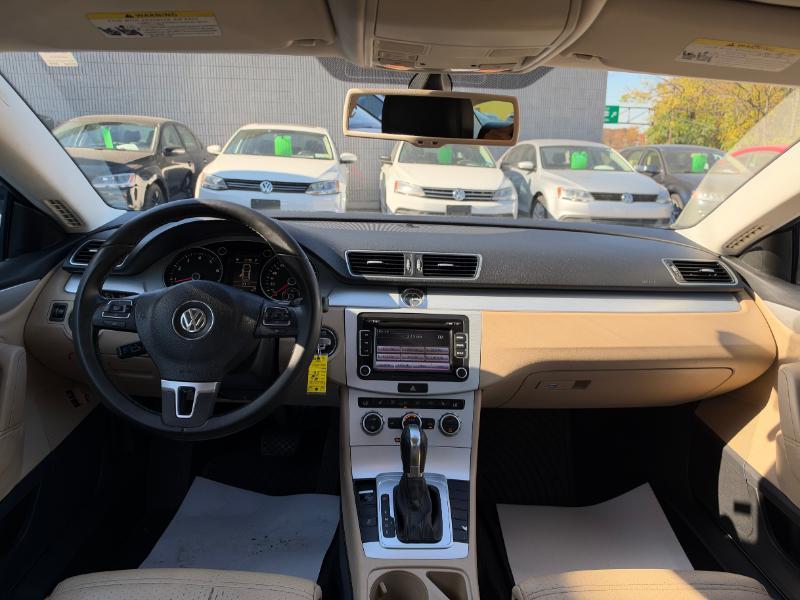 Volkswagen CC Sport w/Lighting Package 2013