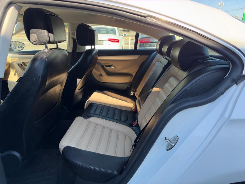 Volkswagen CC Sport w/Lighting Package 2013