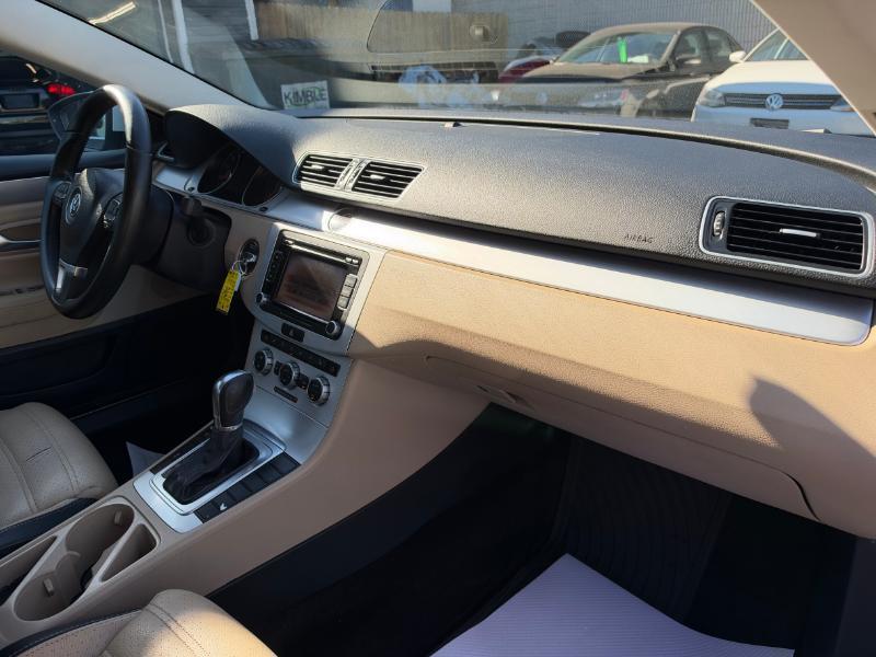 Volkswagen CC Sport w/Lighting Package 2013