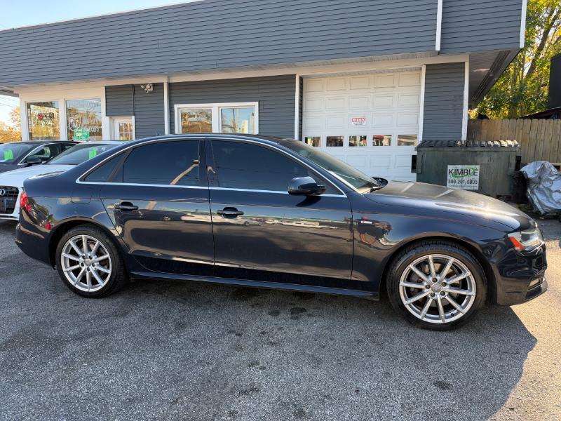 Audi A4 2.0T Sedan quattro Tiptronic 2015