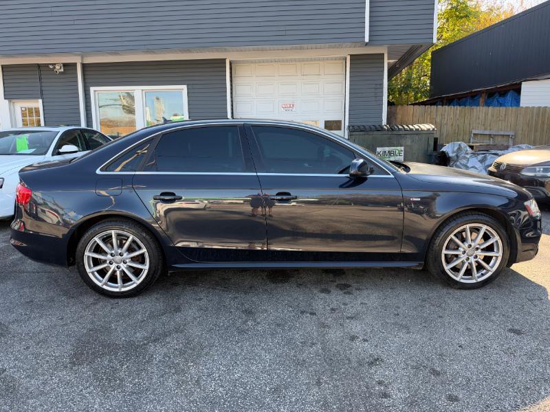 Audi A4 2.0T Sedan quattro Tiptronic 2015