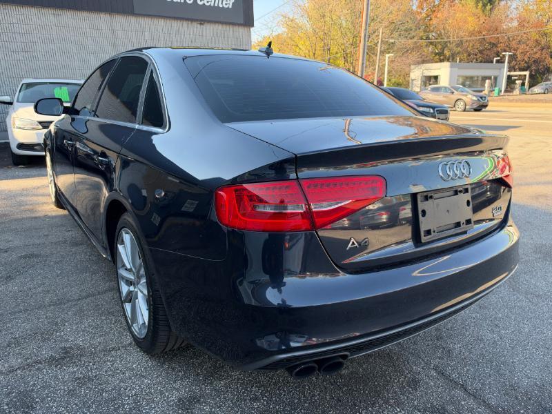 Audi A4 2.0T Sedan quattro Tiptronic 2015
