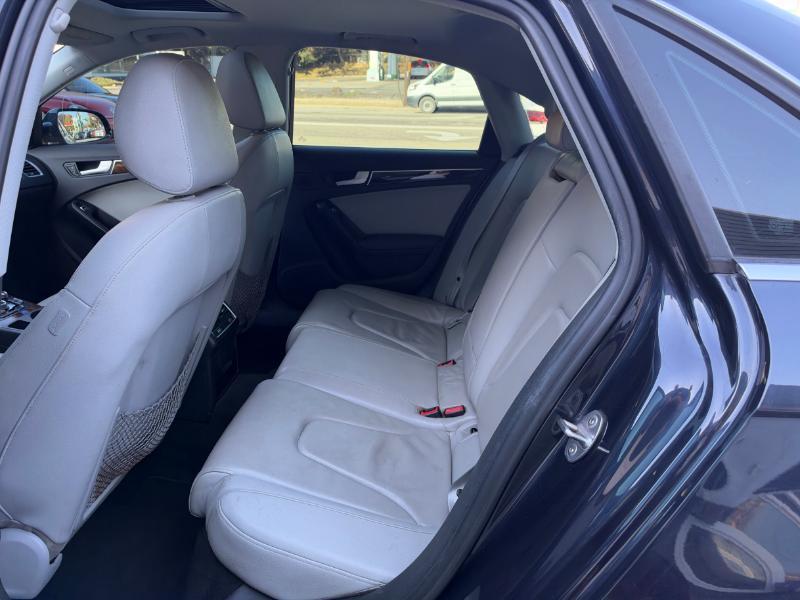 Audi A4 2.0T Sedan quattro Tiptronic 2015