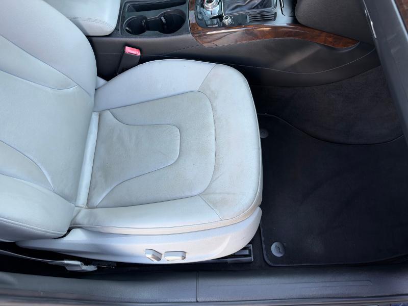 Audi A4 2.0T Sedan quattro Tiptronic 2015
