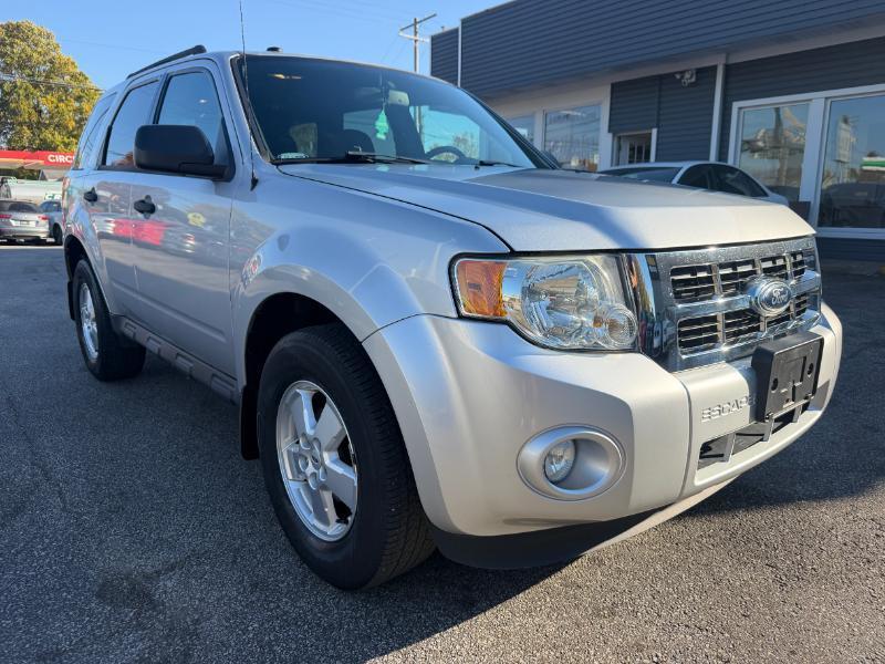 Ford Escape XLT FWD 2012