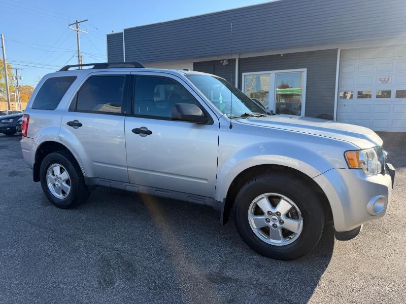 Ford Escape XLT FWD 2012