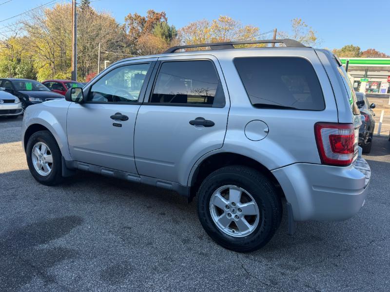 Ford Escape XLT FWD 2012