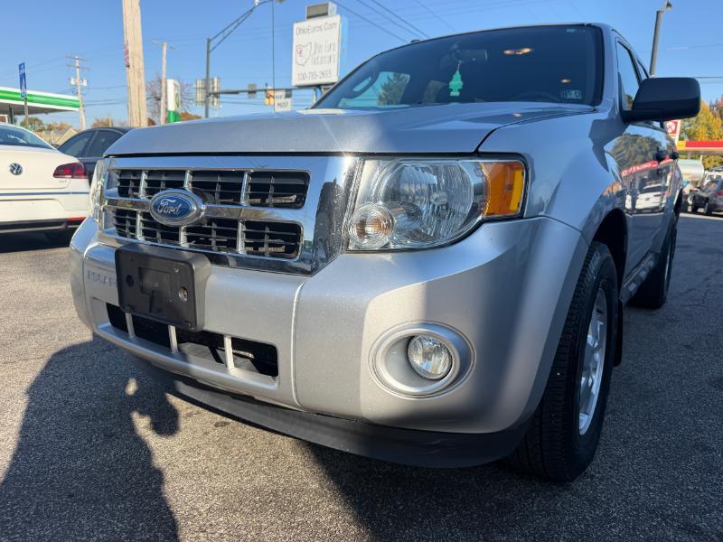 Ford Escape XLT FWD 2012