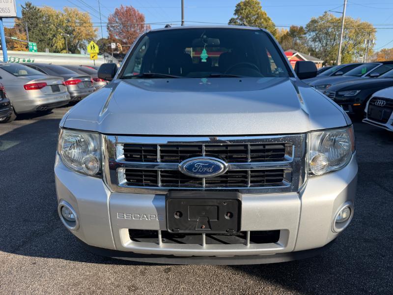 Ford Escape XLT FWD 2012