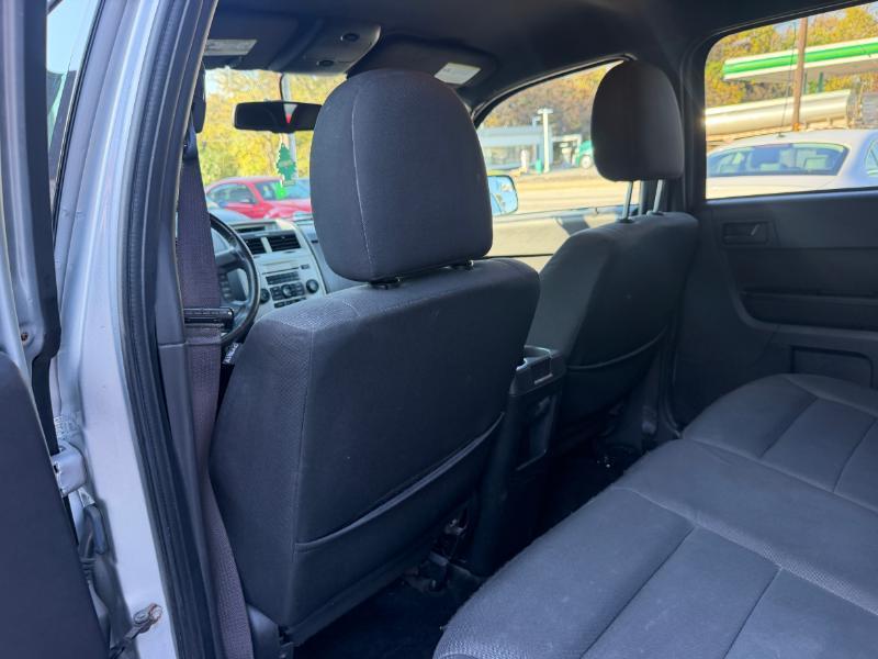 Ford Escape XLT FWD 2012